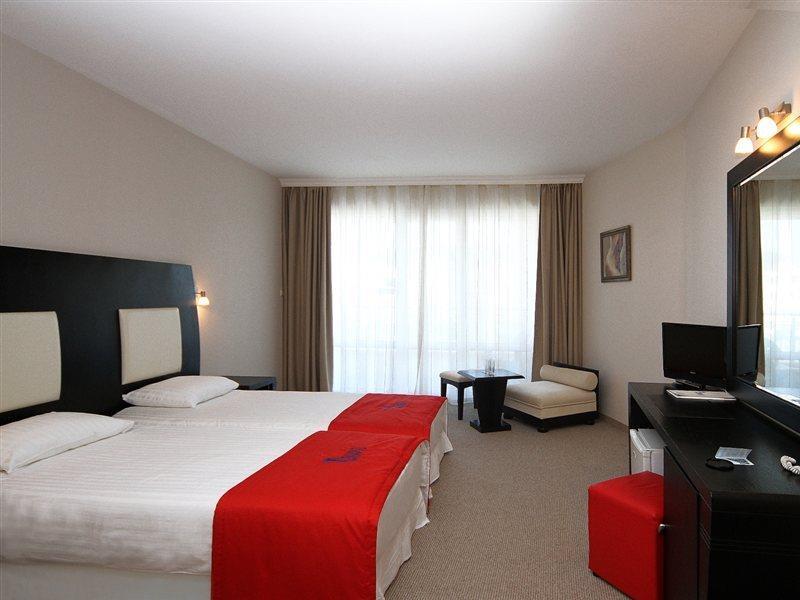 Calypso Hotel - All Incluisve Slântsjev Brjag Eksteriør bilde